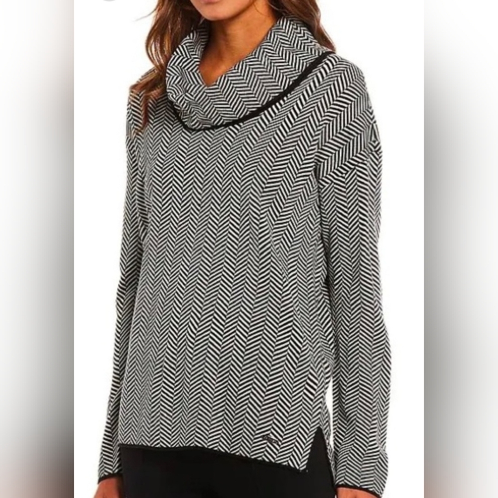 Calvin Klein Black & White Herringbone Knit‎ Sweater Macy's Size L